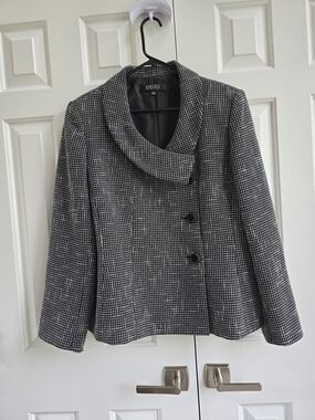 Kasper Black and White Textured Tweed Blazer